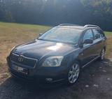 Toyota Avensis 2.0 Executive - Toyota Avensis aus 2005: Kombi