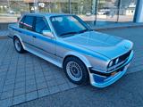BMW 323 i E30 - BMW 323: 5 Türen