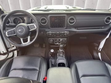Jeep Wrangler - 12