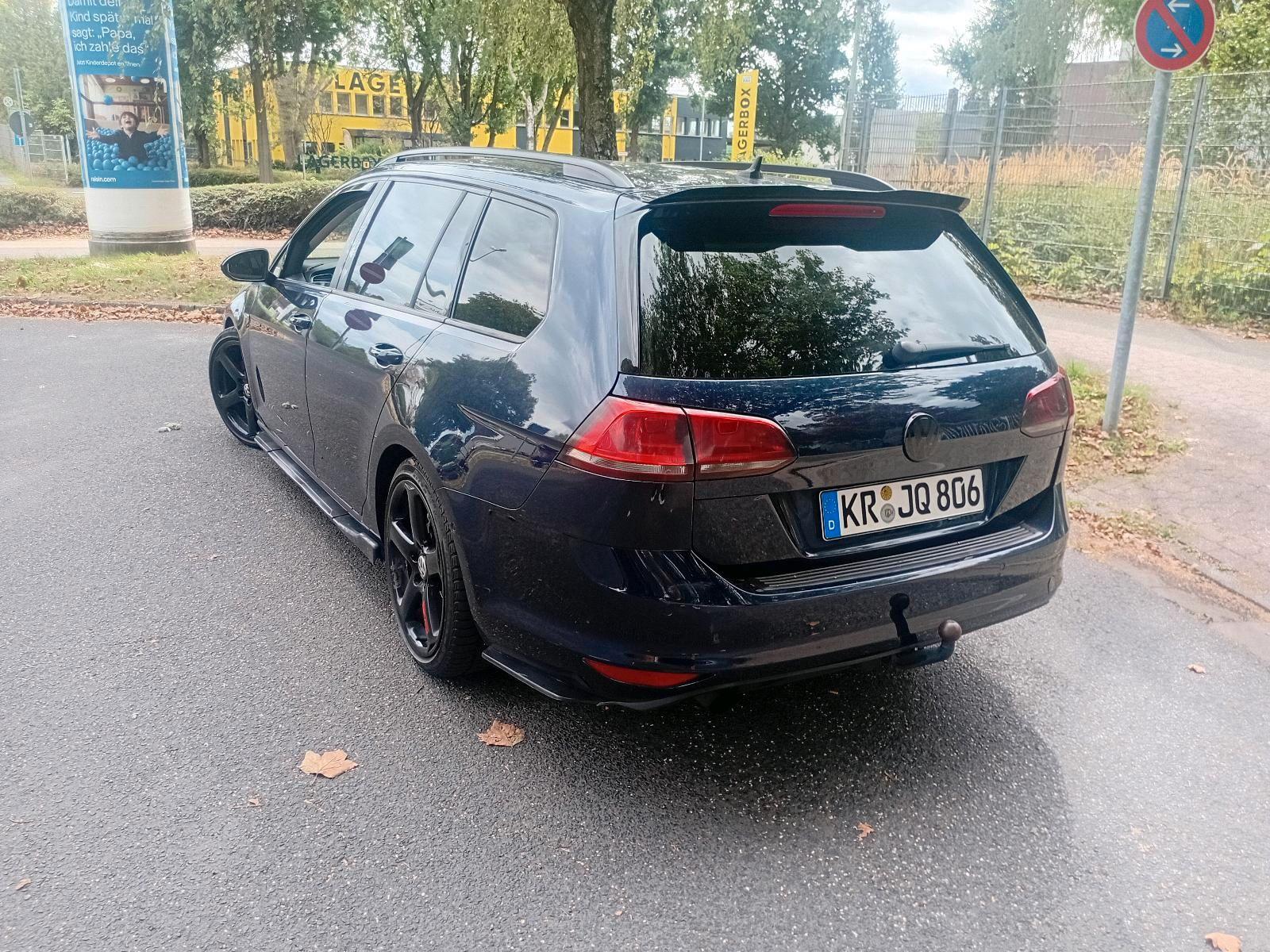 Volkswagen Golf 2015 — interior