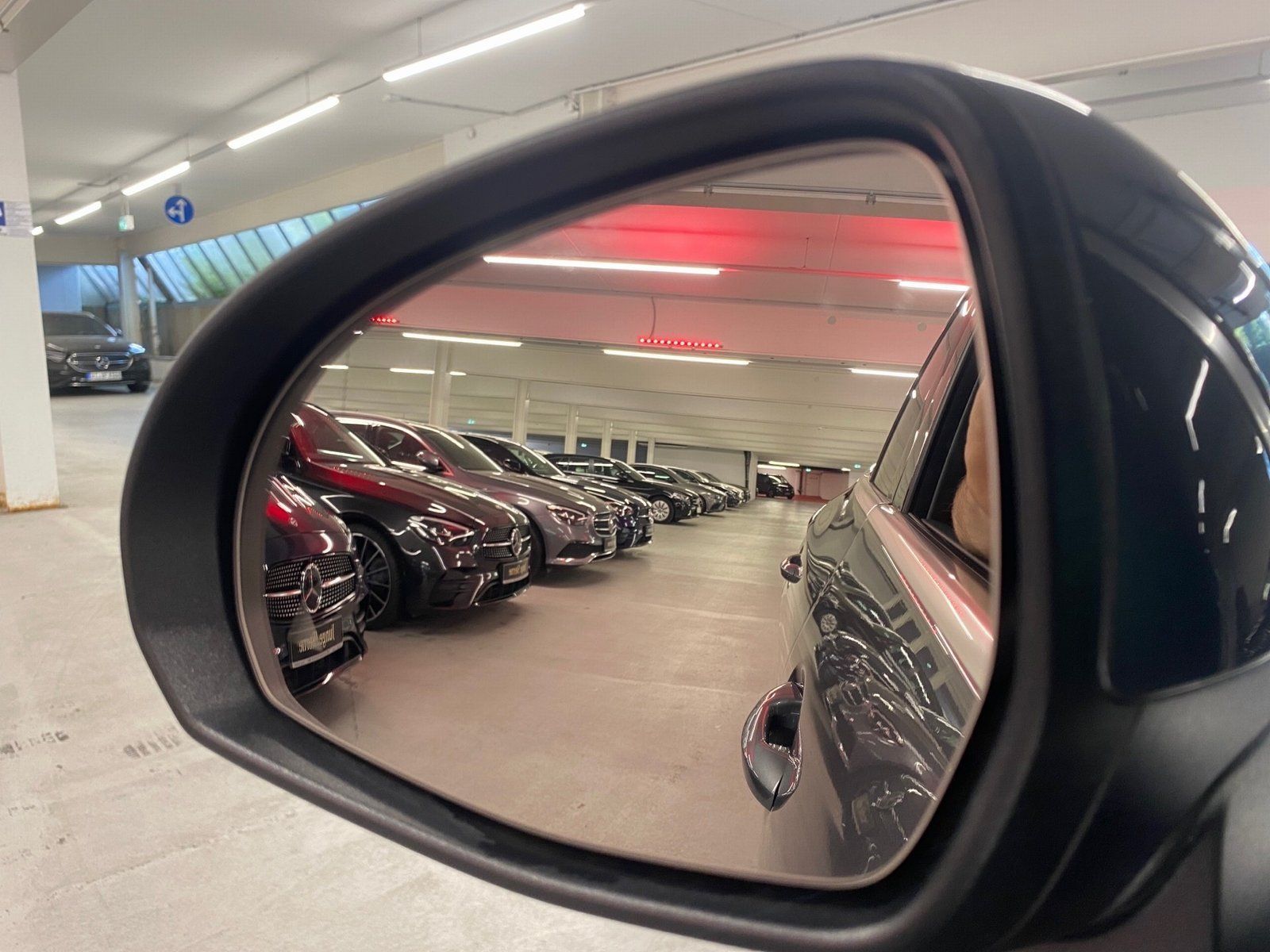 Fahrzeugabbildung Mercedes-Benz GLC 300 4M AMG*AHK*Totwinkel*Kamera*Memory*LED*