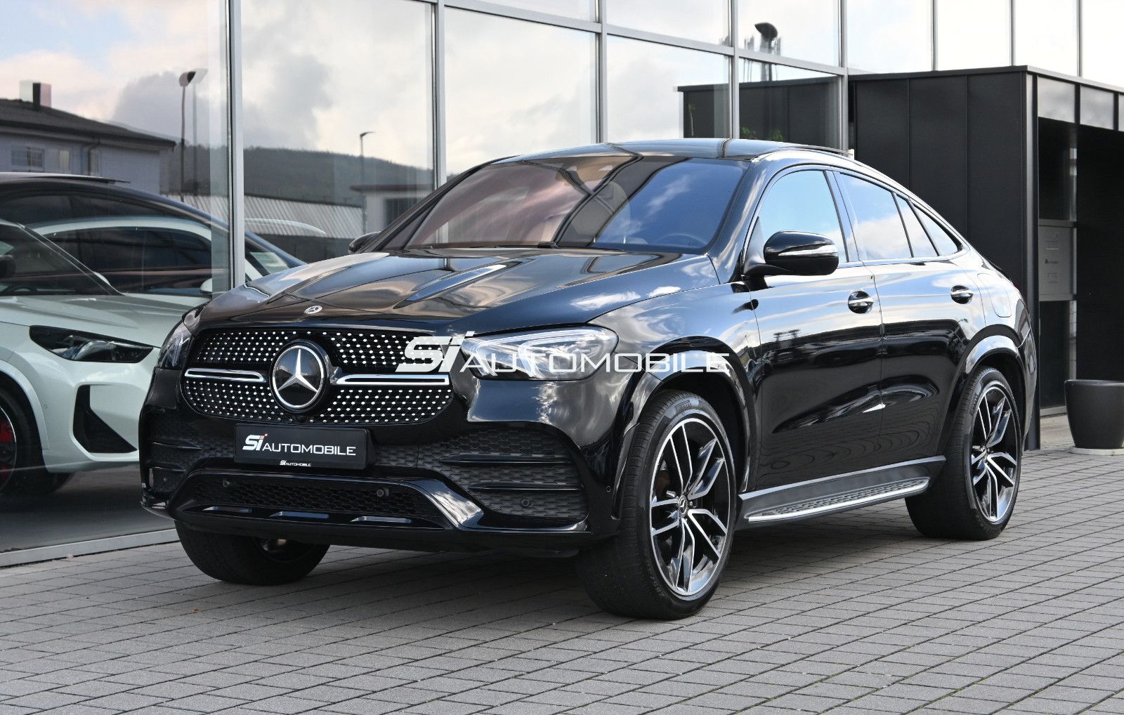 Fahrzeugabbildung Mercedes-Benz GLE 350 e 4M AMG °NIGHT°UVP 114.925€°8x22"°VOLL