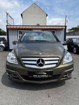 Mercedes-Benz B 200 B -Klasse B 200*KLIMA*SHZ*TEMPOMAT - gebrauchte Mercedes-Benz B 200 aus dem Jahr 2011
