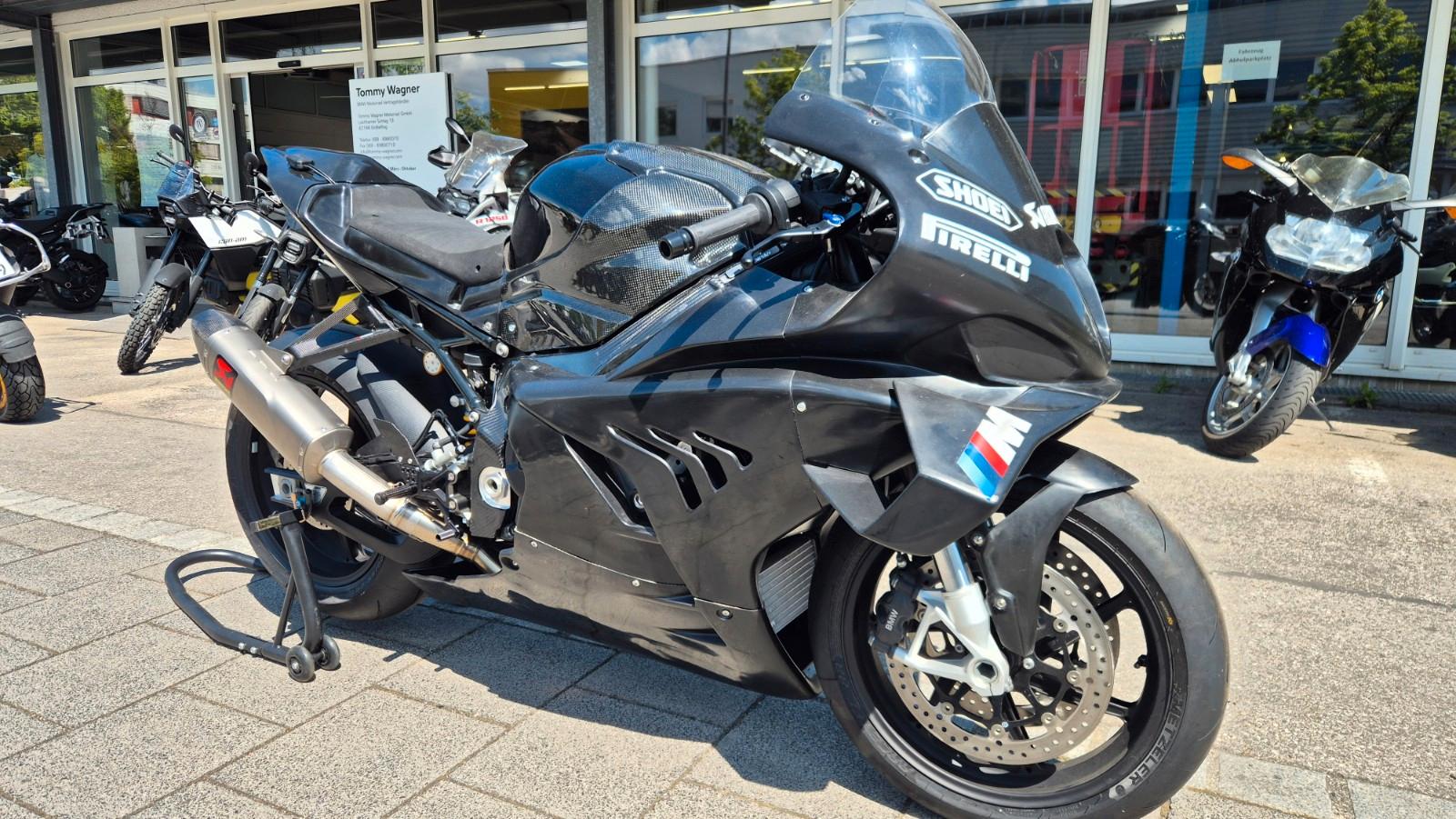 BMW S 1000 RR Trackbike by Tommy Wagner