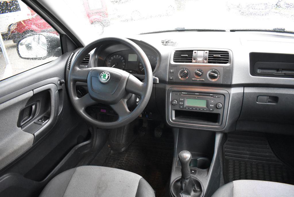 Skoda Fabia 2013 — photo 6