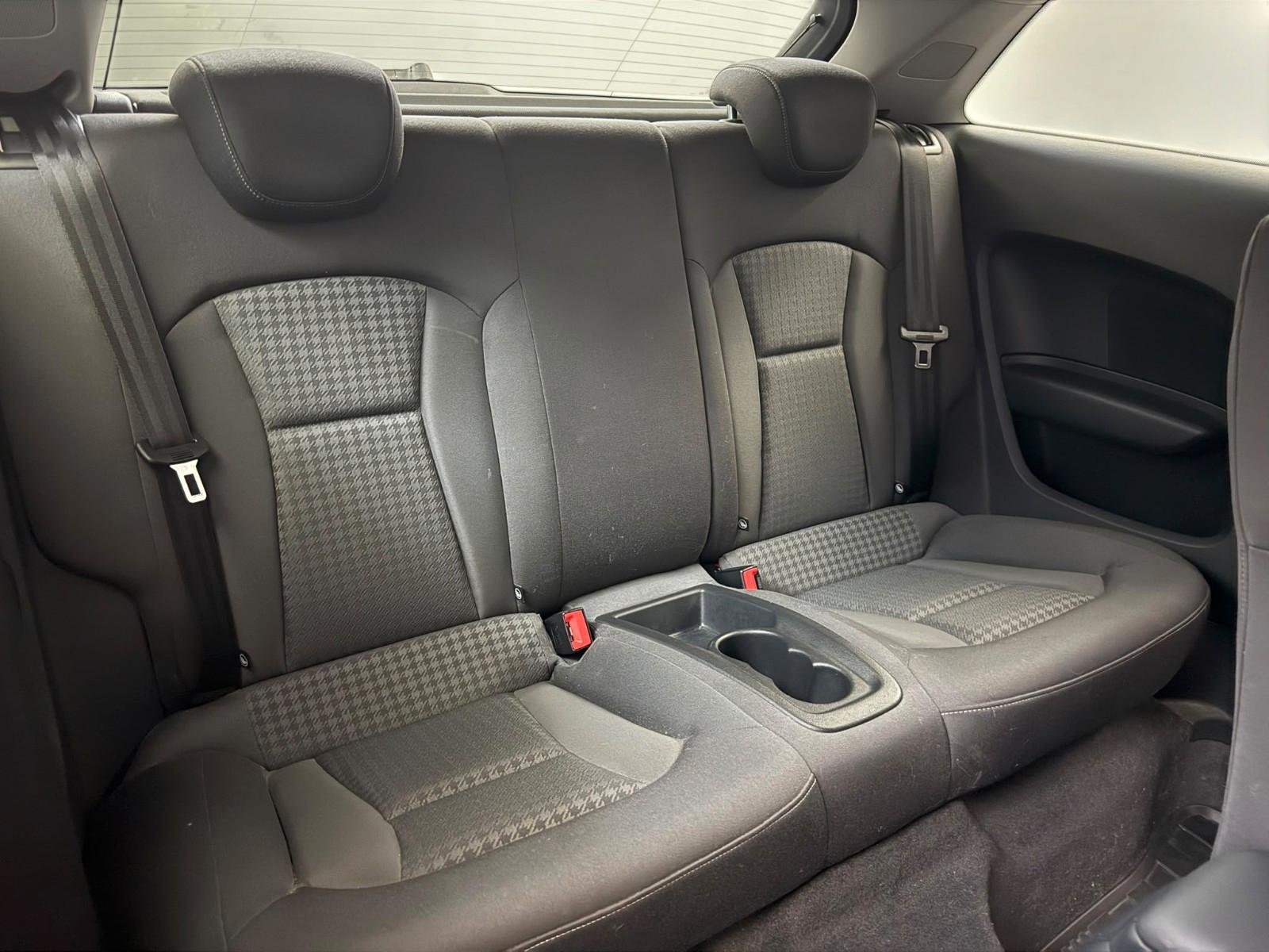 Audi A1 ambition*NAVI*SHZ*LÜCKENLOS AUDI S-HEFT*KLIMA