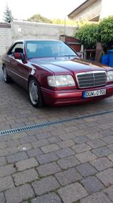 Mercedes-Benz Mercedes W 124,320  Coupe - Mercedes-Benz: Coupe, W124