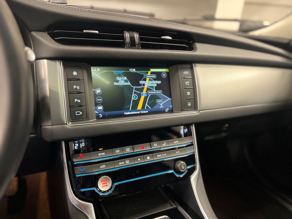 Jaguar XF Prestige/ 1.HAND/ 84.tKM/ 2016/ GARANTIE/ Jaguar XF Prestige/ 1.HAND/ 84.tKM/ 2016/ GARANTIE/