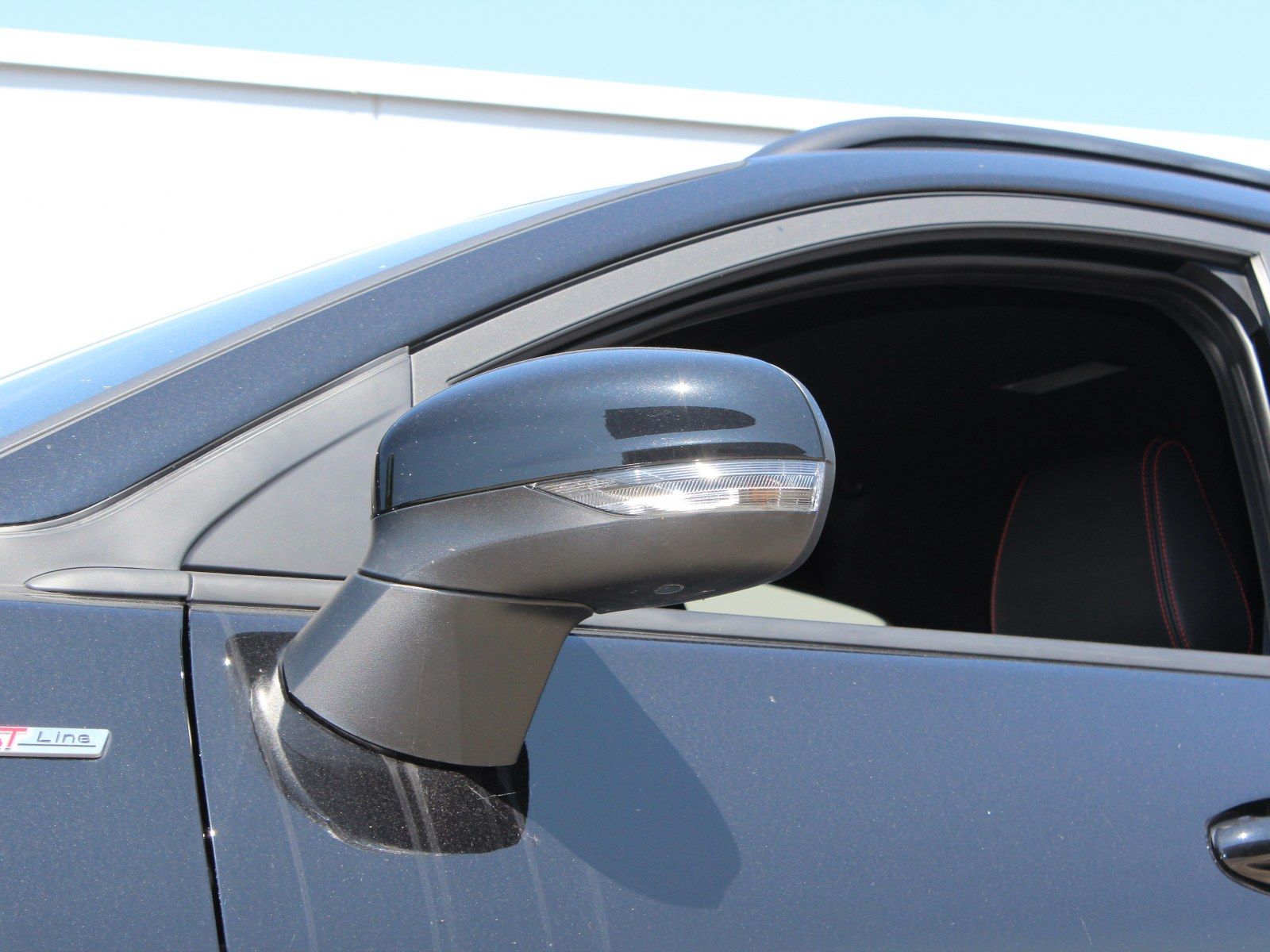 Fahrzeugabbildung Ford Puma ST-Line X 1,0 EcoBoost Mild Hybrid