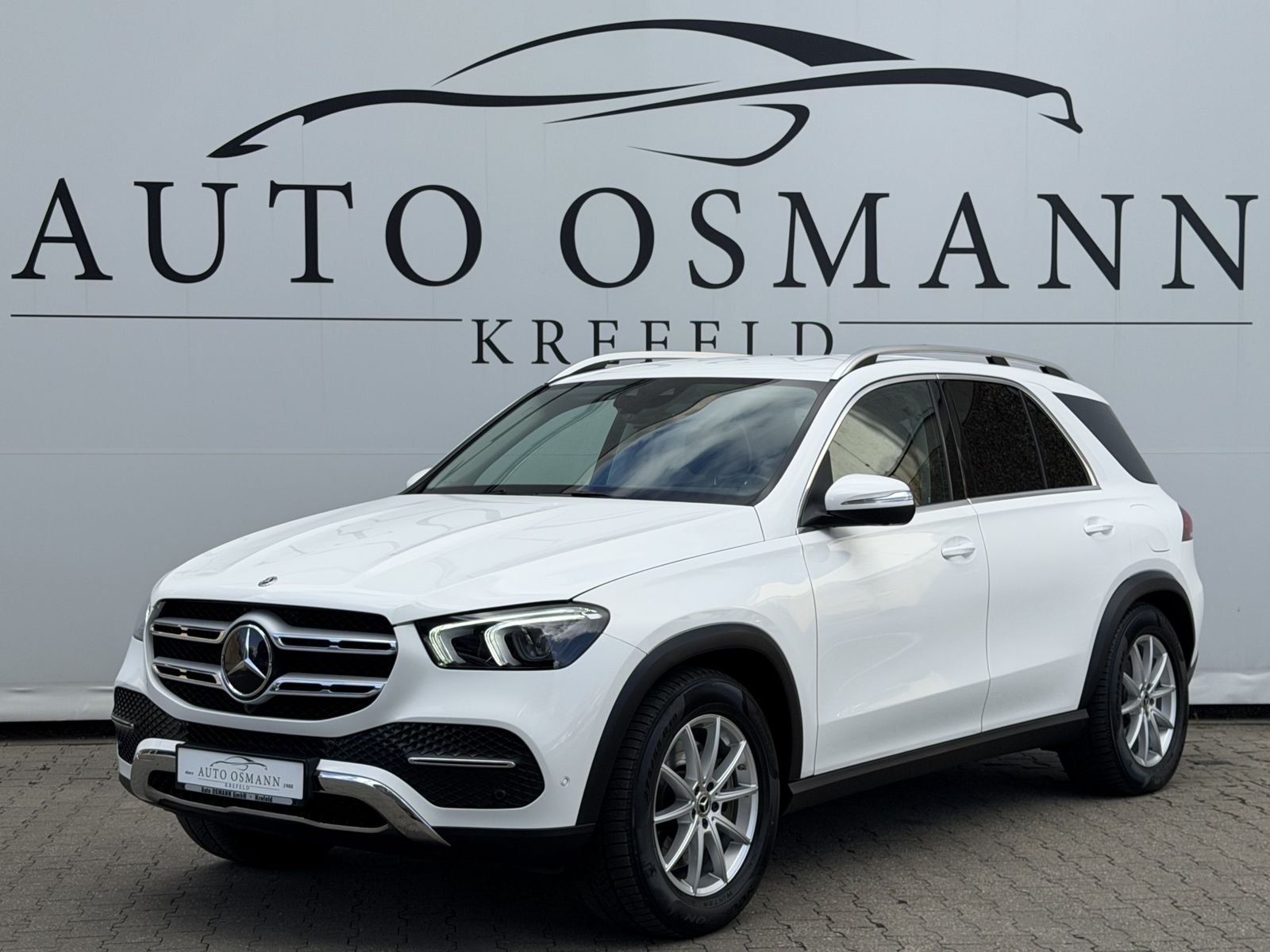 MERCEDES-BENZ GLE 350 e 4M 9G-TRONIC 360° *DISTRONIC+*Burmest
