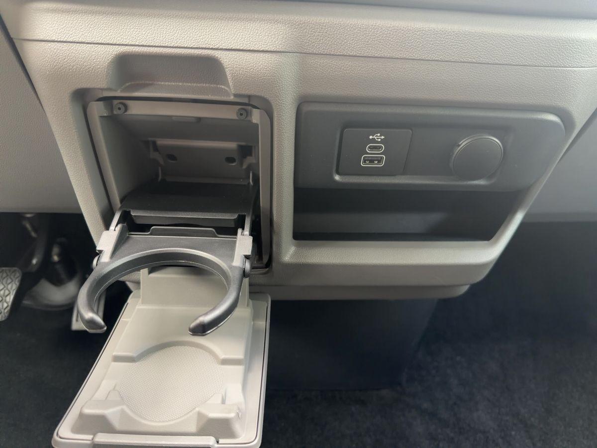 Volkswagen Caravelle 2.0TDI DSG Life KR NAVI AHK LED KAMERA