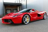 Ferrari LaFerrari -  1 of 499 - Warranty 2026 - rote Ferrari LaFerrari