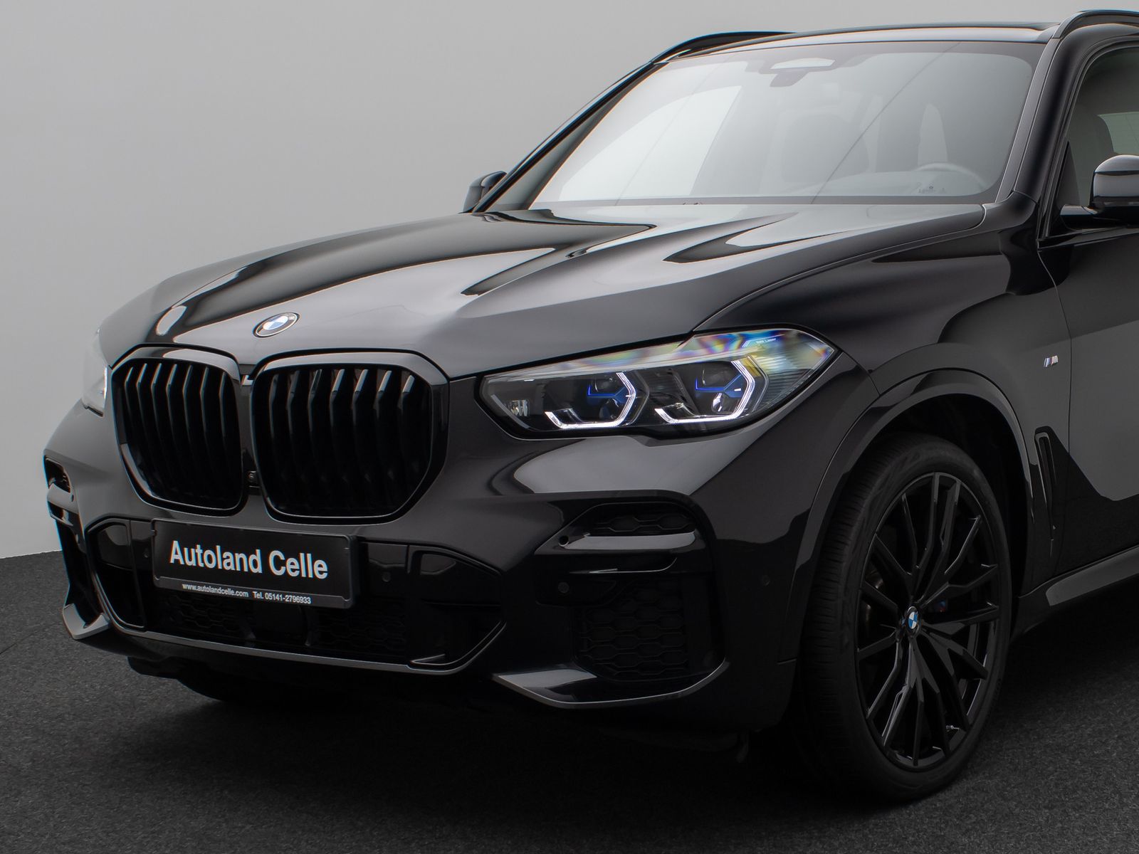 Fahrzeugabbildung BMW X5 xD30d M Sport Panorama 360°Laser HUD DAB HiFi