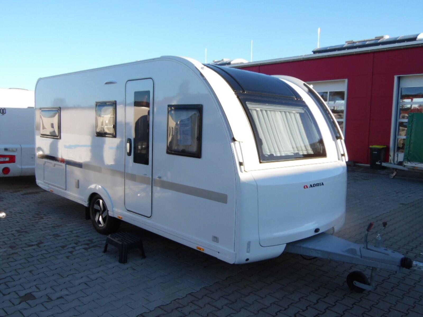 Adria Adora 572 UT 