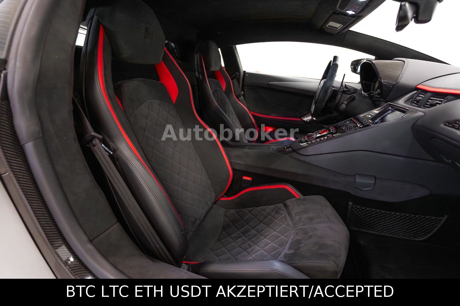 Lamborghini Aventador – pogled 22