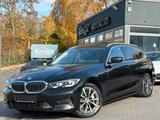 BMW 330 e Touring Aut. 1 Hand - Panoramadach /// - BMW 330 in Aachen