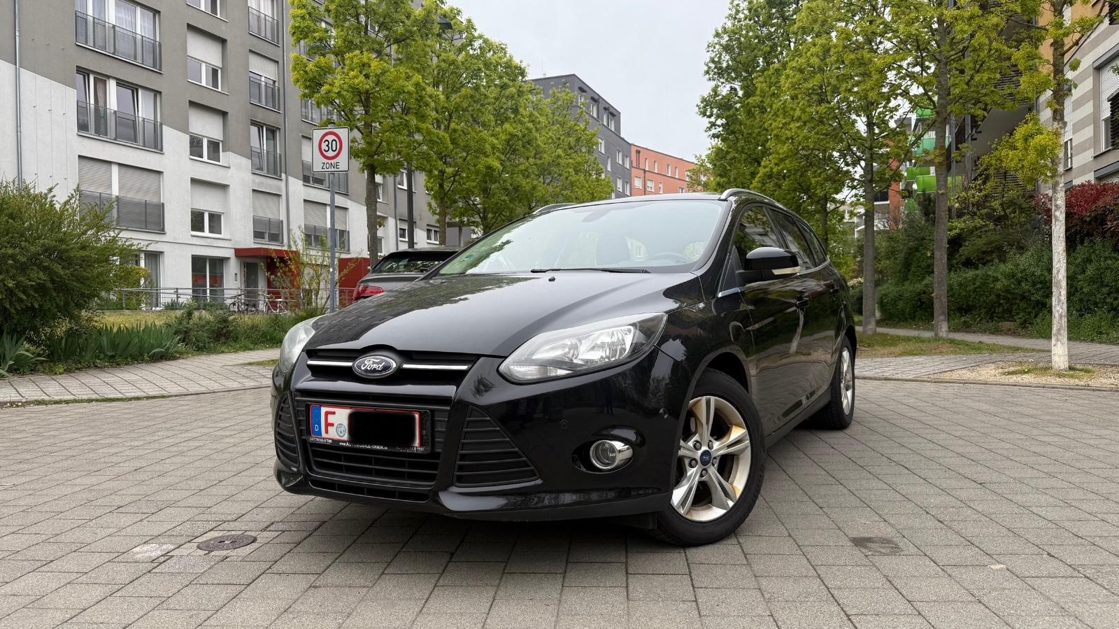 Ford Focus Turnier 1.0 EcoBoost Champions Edition