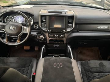 Dodge RAM - 7