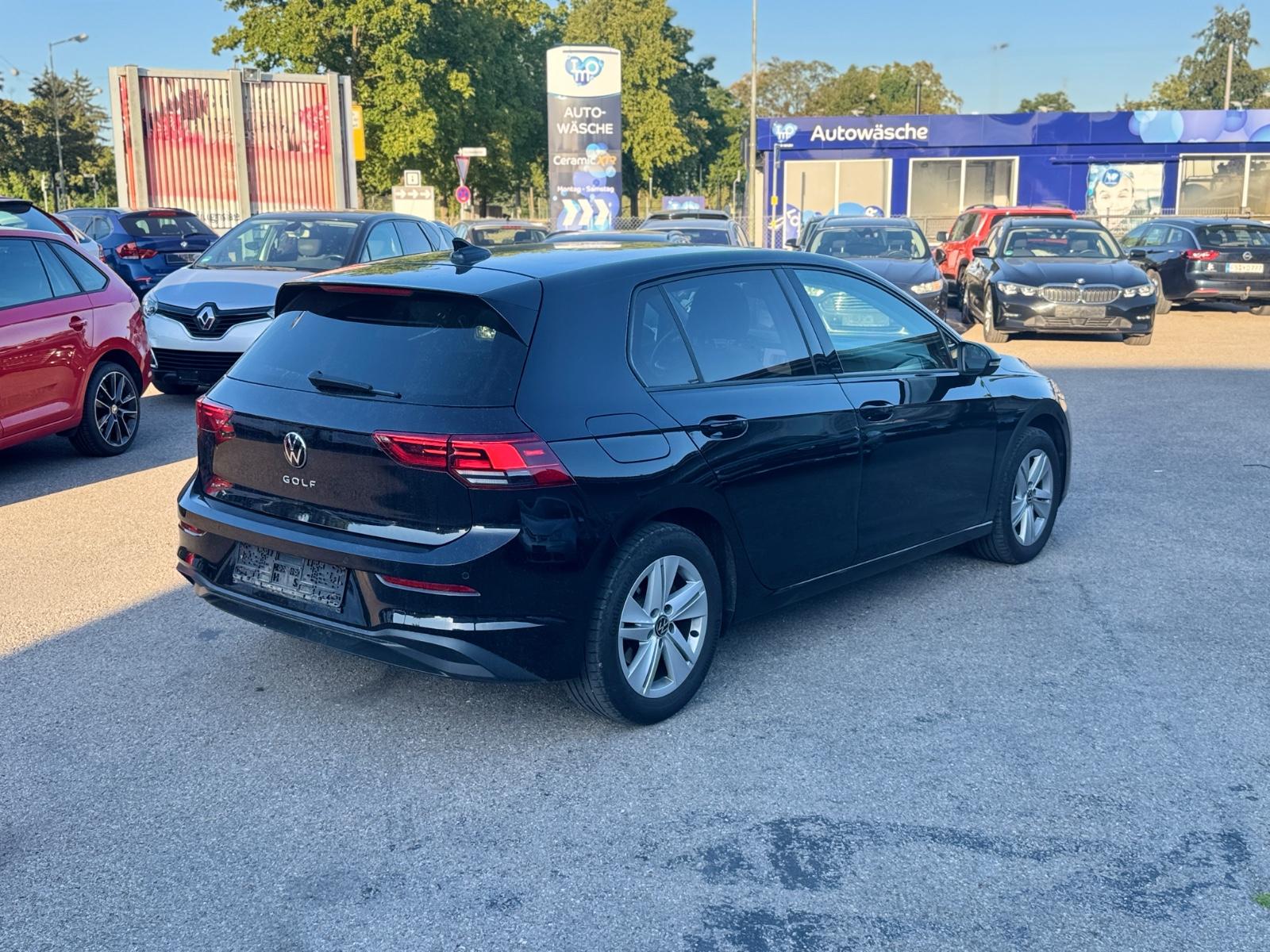 Volkswagen Golf VIII Lim. Life+Euro6+TÜV+LED+Klimatronic+WR