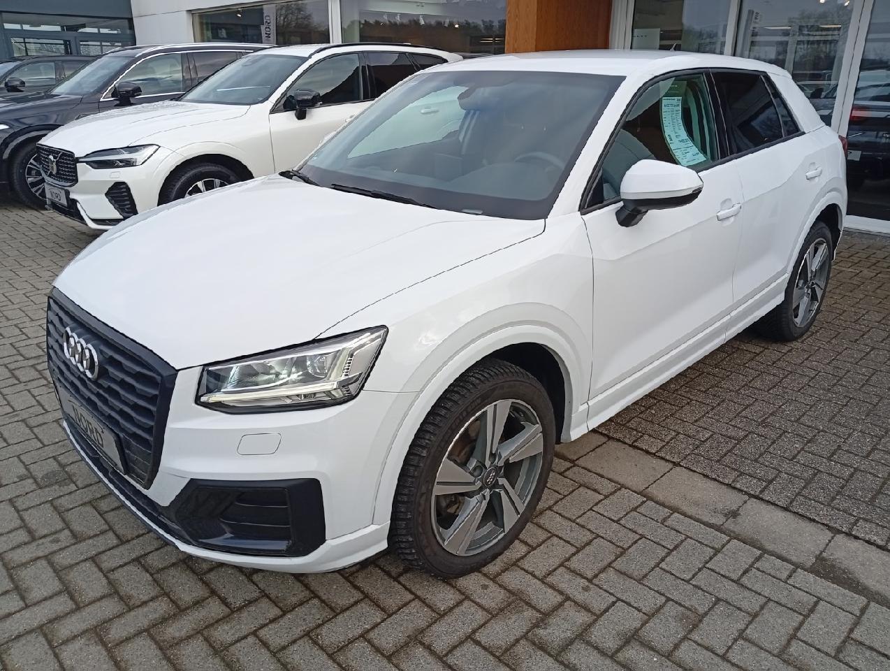 Audi Q2 35 TDI sport AHK
