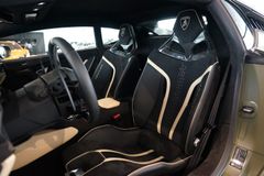 LAMBORGHINI Huracan Tecnica | Verde Turbine | Lift | Carbon LAMBORGHINI Huracan Tecnica | Verde Turbine | Lift | Carbon