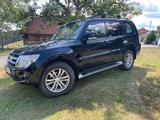 Mitsubishi Pajero 3,2 DI-D 4WD Instyle Automatik Instyle - Mitsubishi Pajero aus 2012