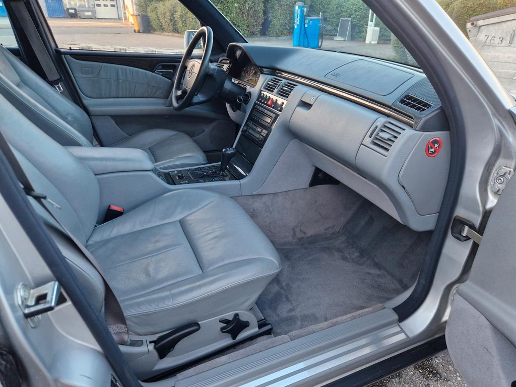 Mercedes-Benz E 420