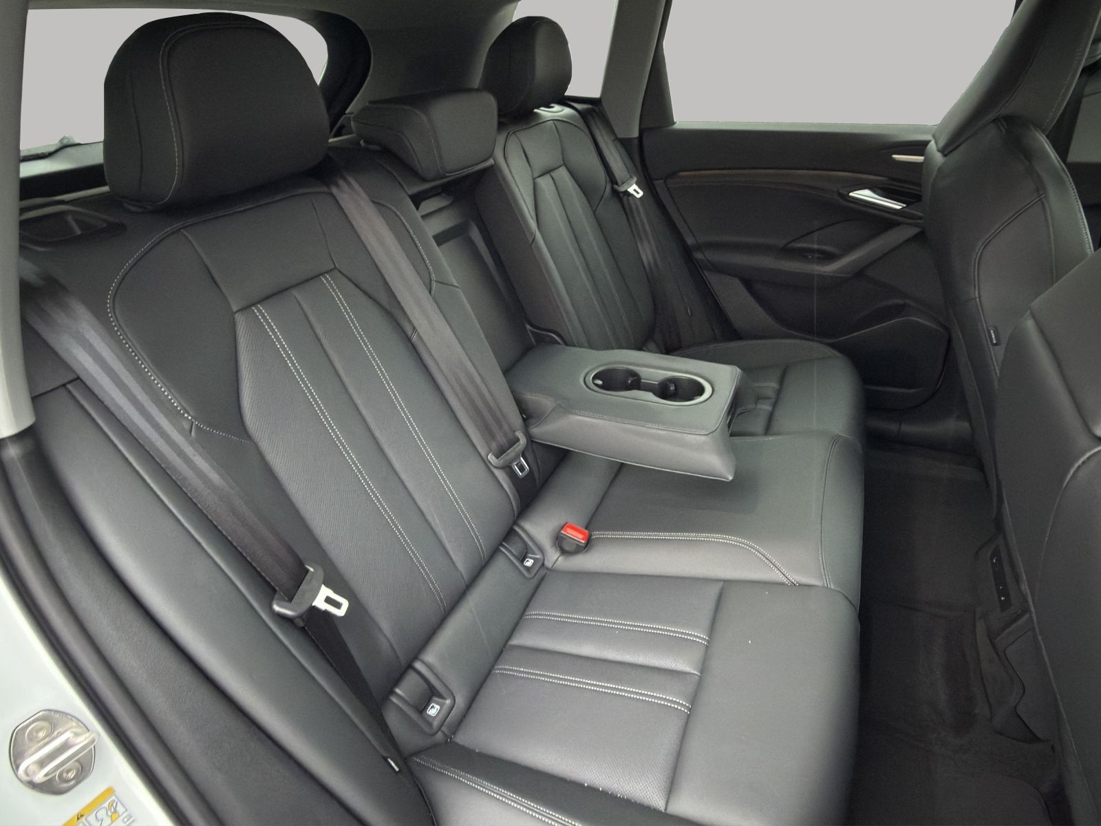 Audi Q6 e-tron SUV quattro 285 kW AHK TECH PRO HEAD-U foto 15