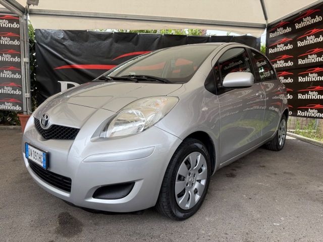 Toyota Yaris 1.0 5 porte