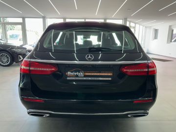 Mercedes E 220 - 5