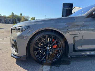 BMW 745 - 10