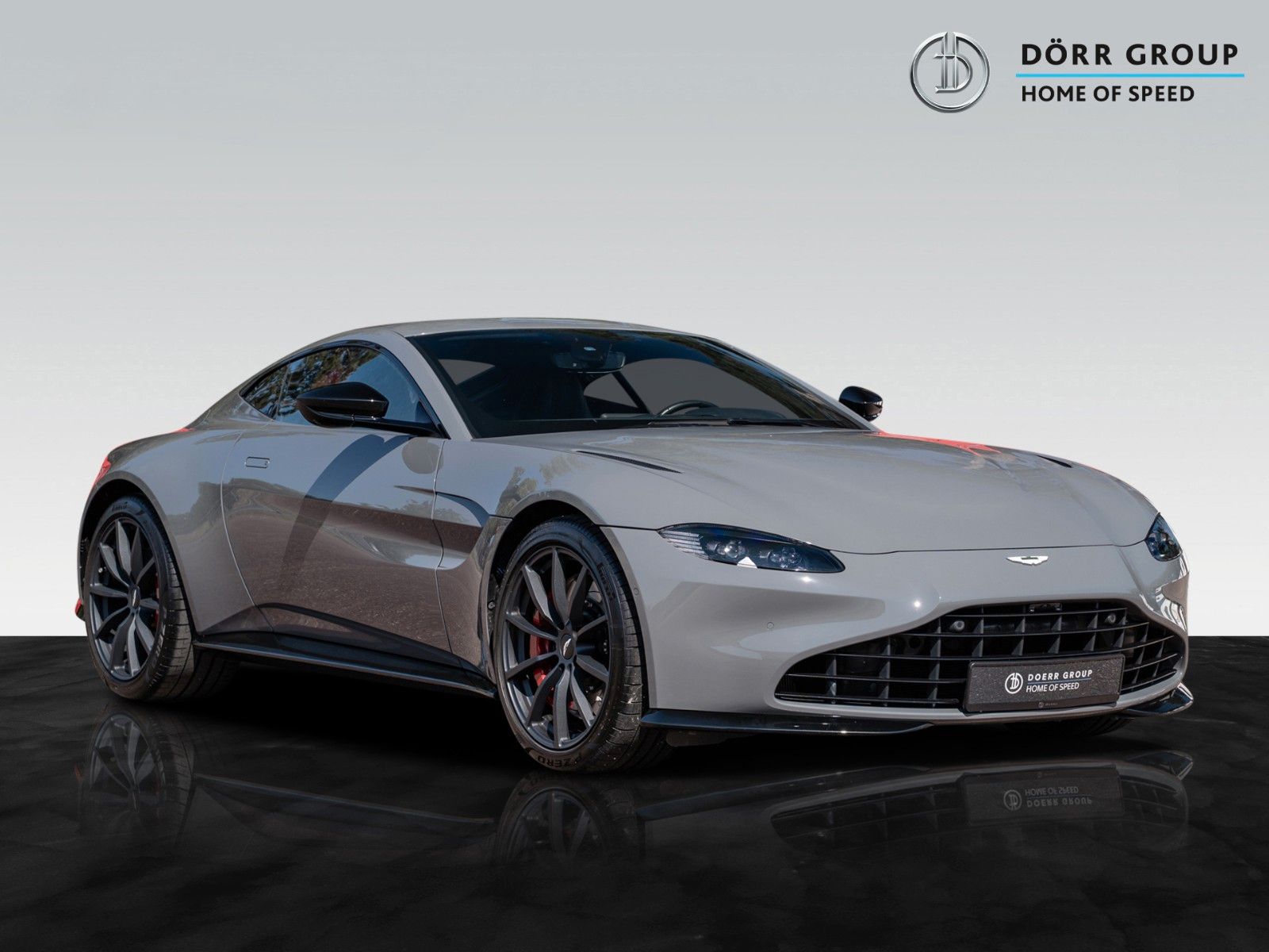 Aston Martin V8 Vantage Coupé | Carbon Interior | Style Pack