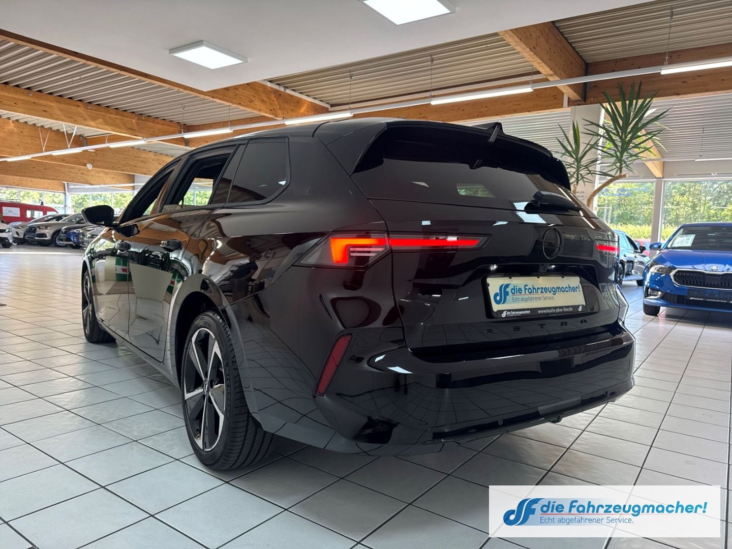 Fahrzeugabbildung Opel Astra L Sports Tourer GS Line Digi Co 360 LED A