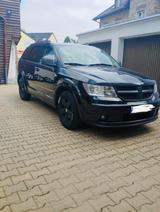 Dodge Journey 2.0 CRD Automatik (All Black) - gebrauchte Dodge Journey aus dem Jahr 2010