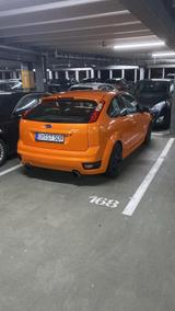 Ford Focus ST - Ford Focus aus 2007 mit Benzin-Antrieb: Limousine