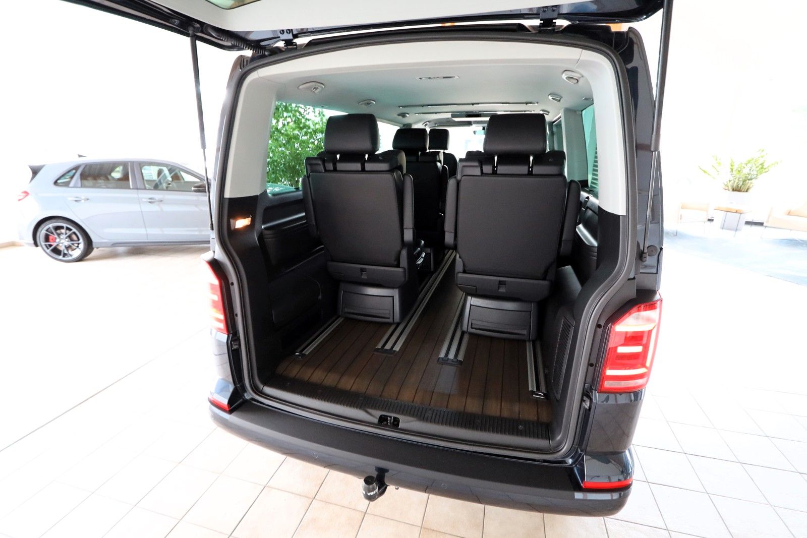 Volkswagen T6 Multivan 2.0 TSI Comfortline lang AHK STHZ foto 11