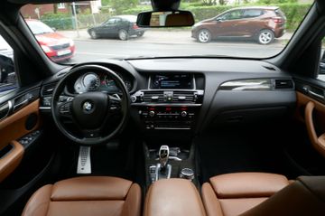 Fahrzeugabbildung BMW X3 xDrive 35 d, M-Paket, Navi, Panorama, LED