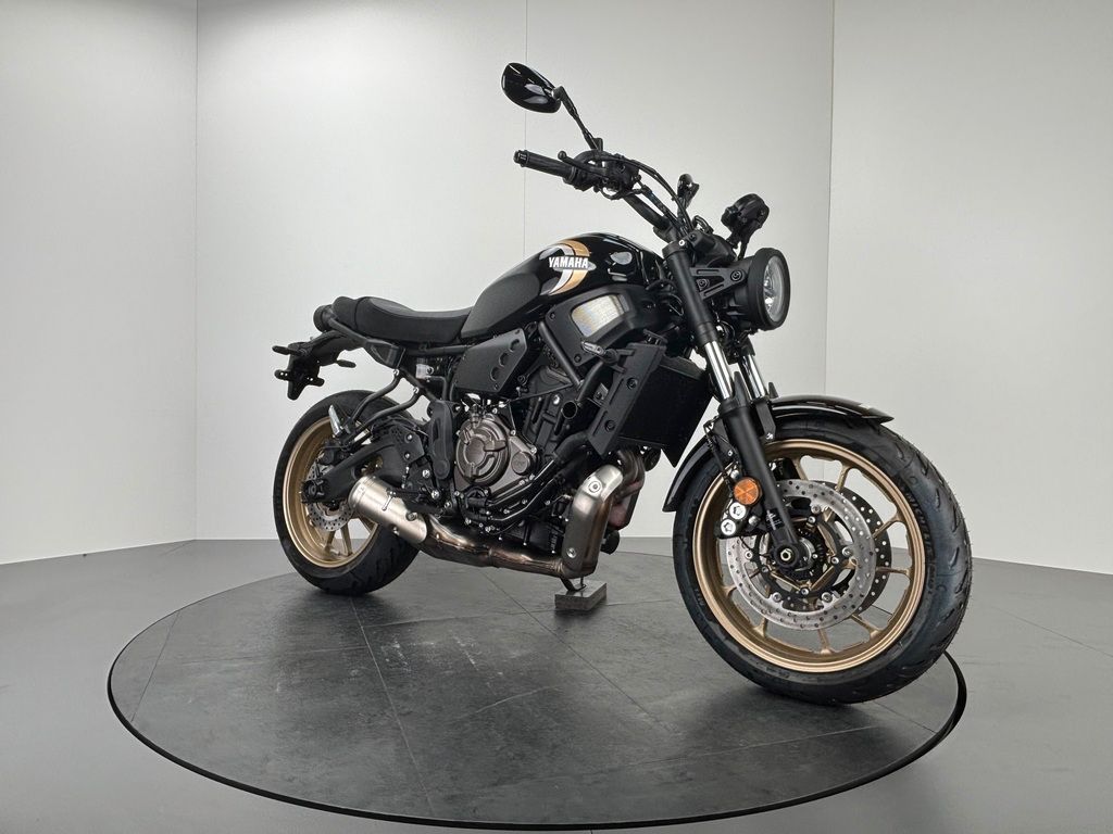Fahrzeugabbildung Yamaha XSR 700 *TAGESZULASSUNG MJ24