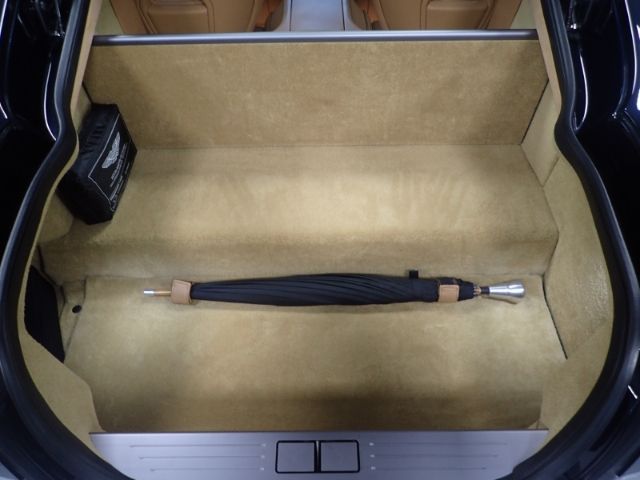 Fahrzeugabbildung Aston Martin Rapide S 6.0 Sportpaket Navi Leder Memory Sitze