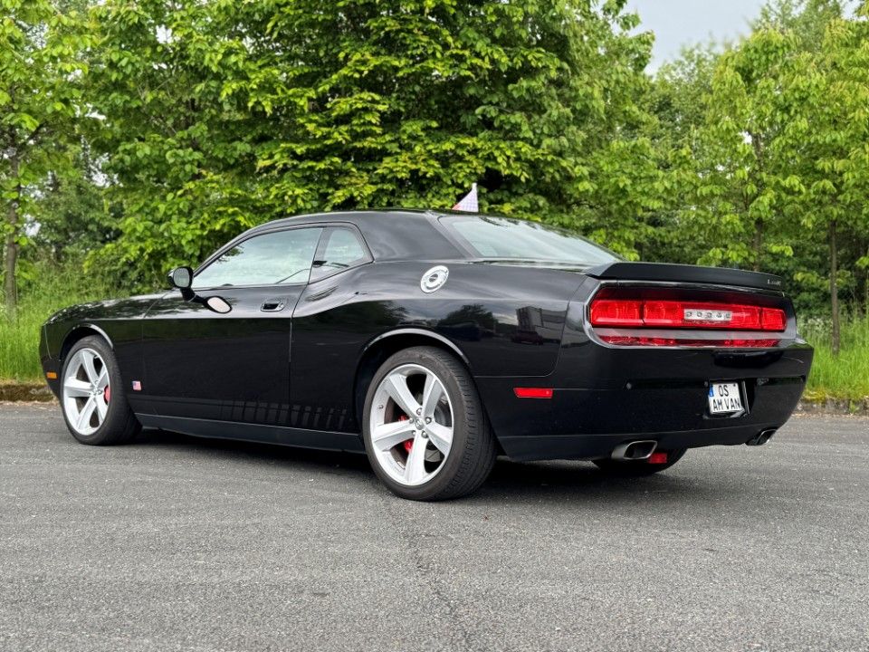 Fahrzeugabbildung Dodge Challenger 6.1 SRT8 Navi/SD/Leder Zweite Hand