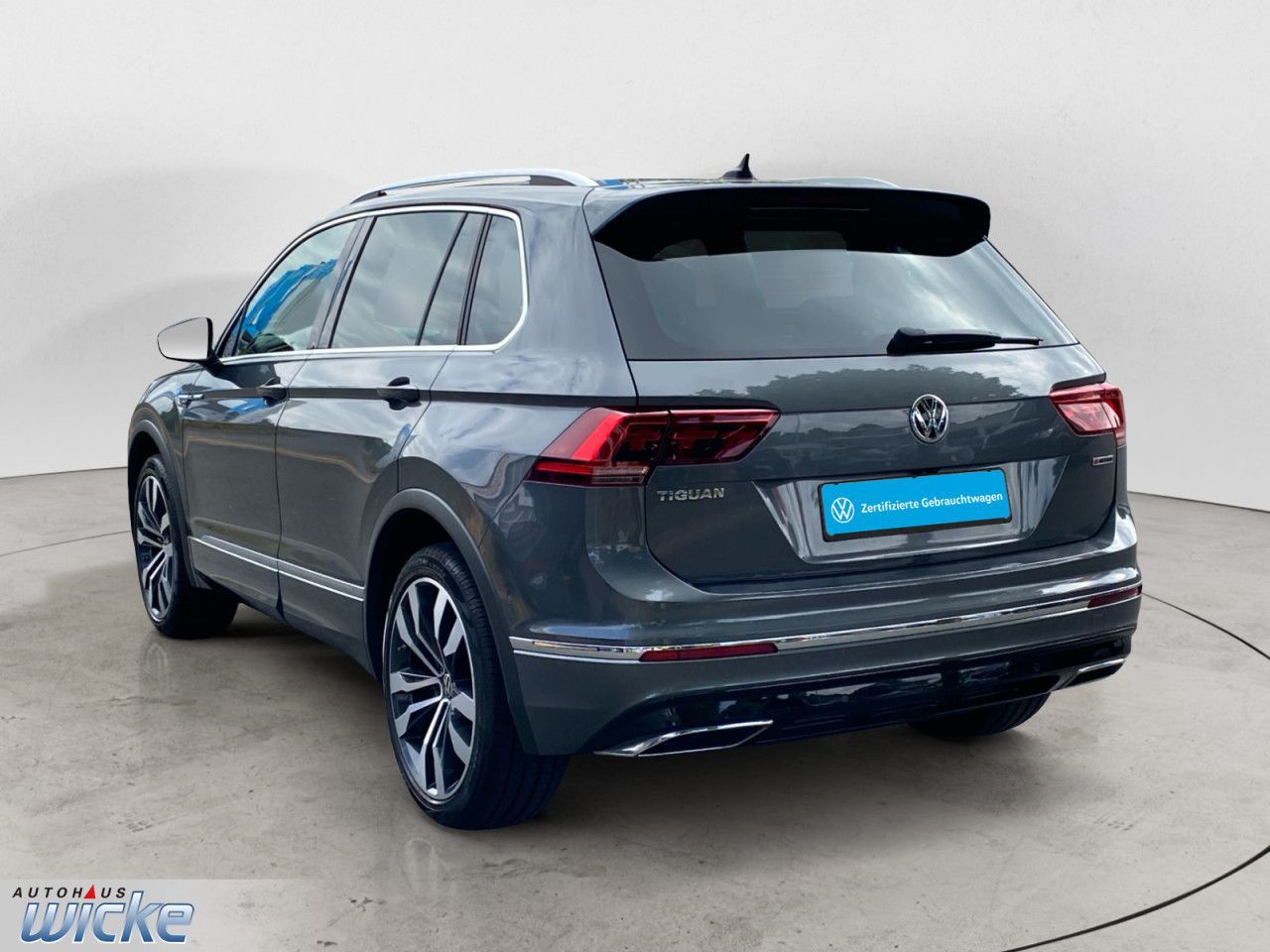 Volkswagen Tiguan 2.0 TSI R Line NAVI KLIMA REAR VIEW PANO foto 5