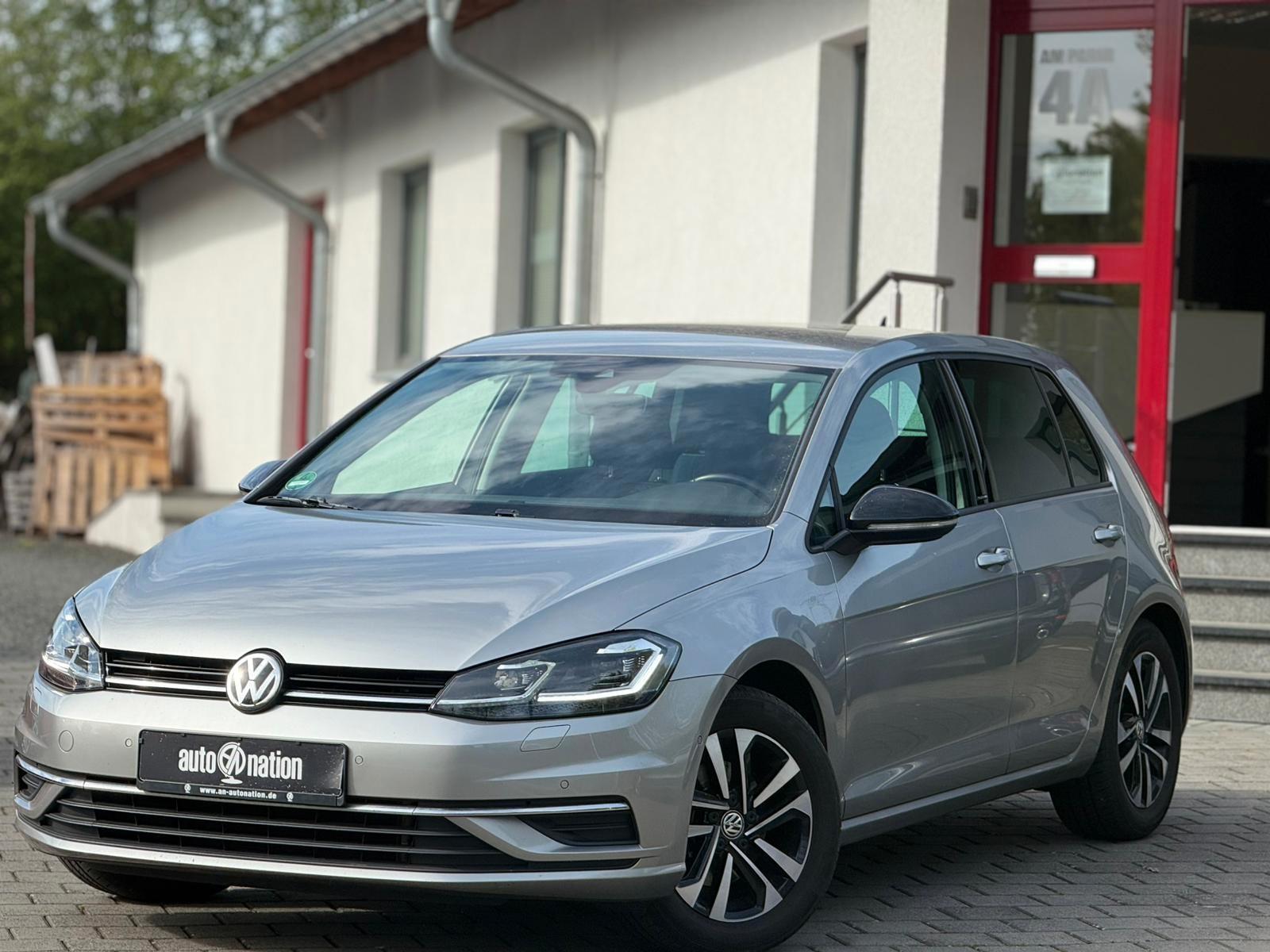 Volkswagen Golf VII Lim. IQ.DRIVE NAVI SHZ KLIMAAUT 360PDC