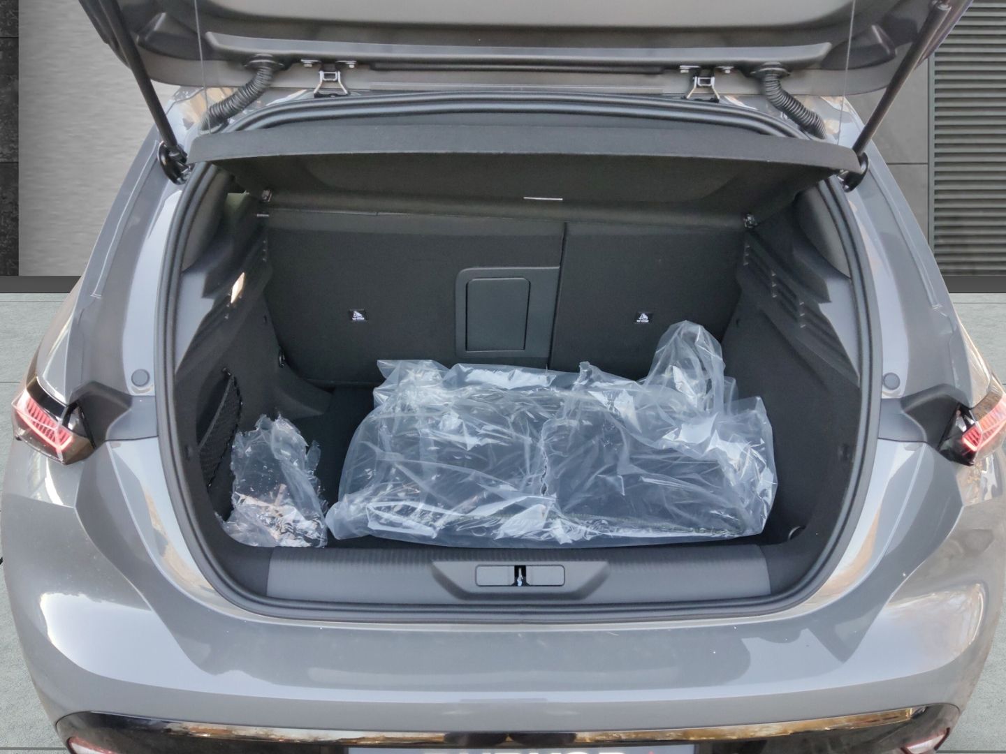 Peugeot 308 - Bild 5