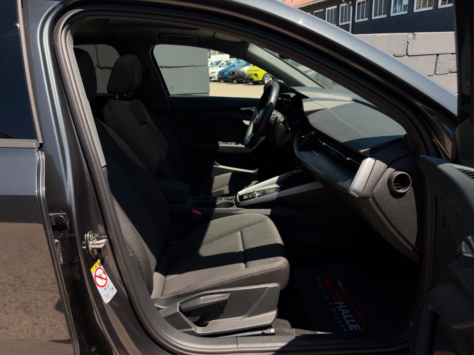 Fahrzeugabbildung Audi A3 Sportback 40 TFSIe Schiebedach KZG ACC CAM
