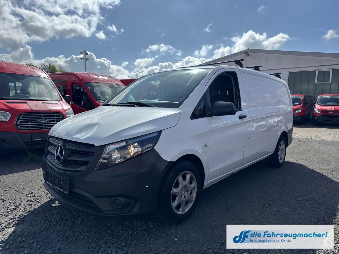Fahrzeugabbildung Mercedes-Benz Vito Kasten 111 CDI FWD lang Rückfahrkam.*EXPORT