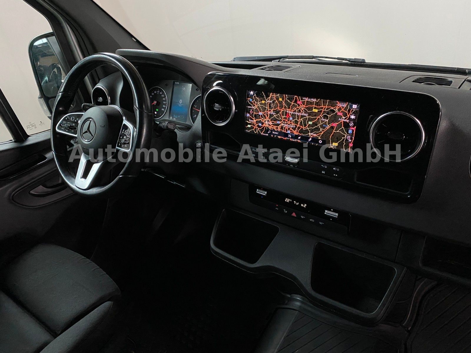 Fahrzeugabbildung Mercedes-Benz Sprinter Tourer 316 Automatik KAMERA+ LED (7835)