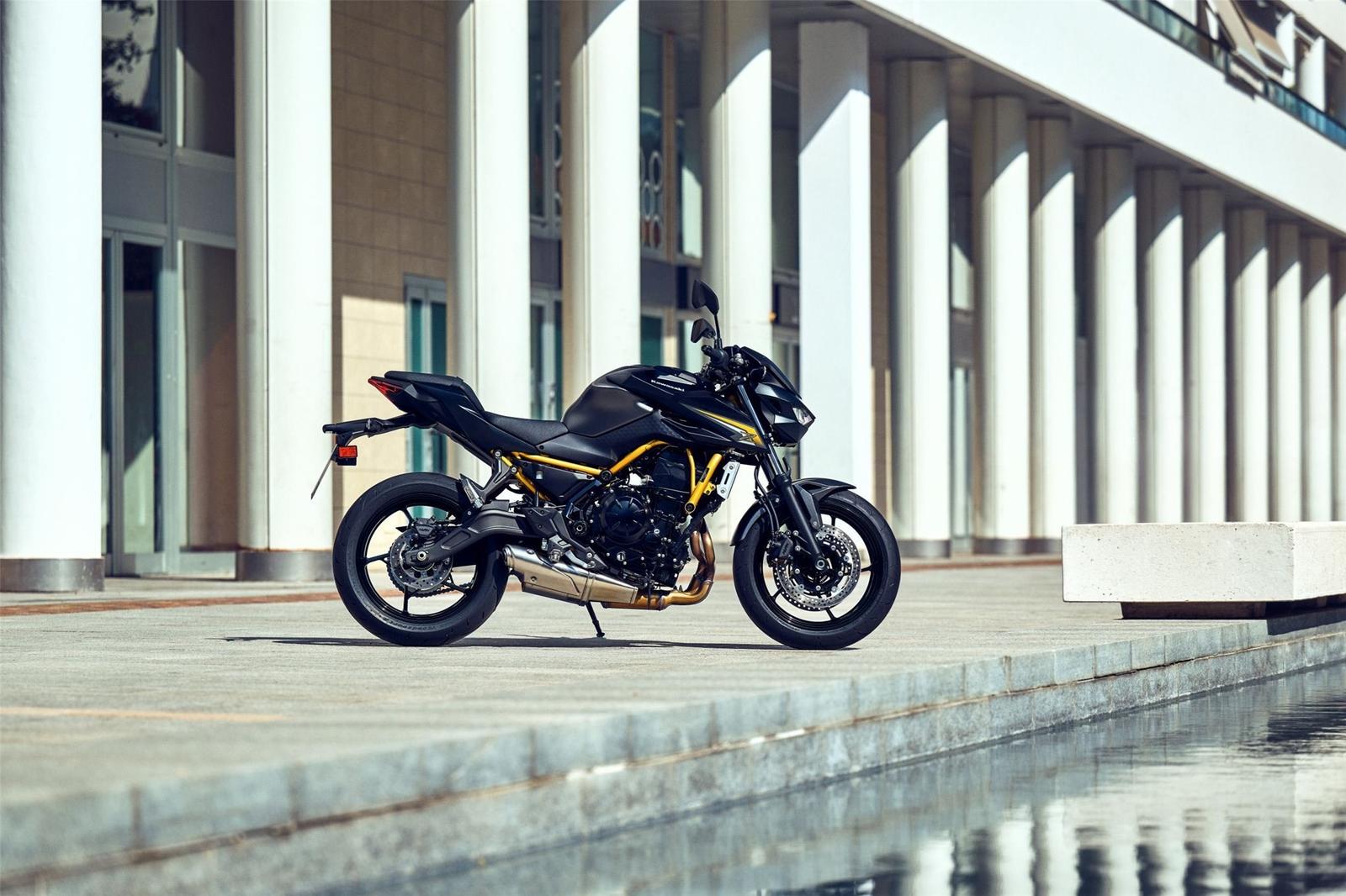 Kawasaki Z650 S auf Lager