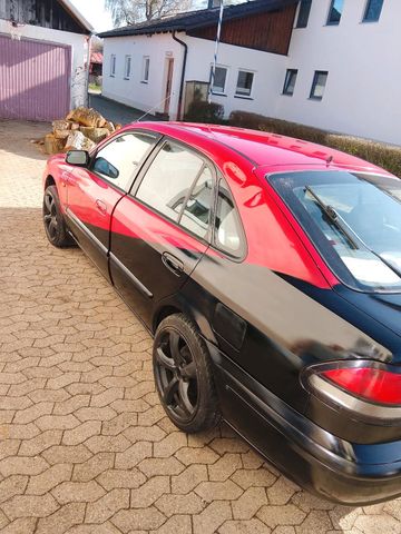 Mazda 626 mit TÜV AHK/Klima elektr Spiegel...