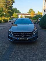 Mercedes-Benz GLA 180 DCT - AMG Pano Urban sport - gebrauchte Mercedes-Benz GLA 180 aus dem Jahr 2020