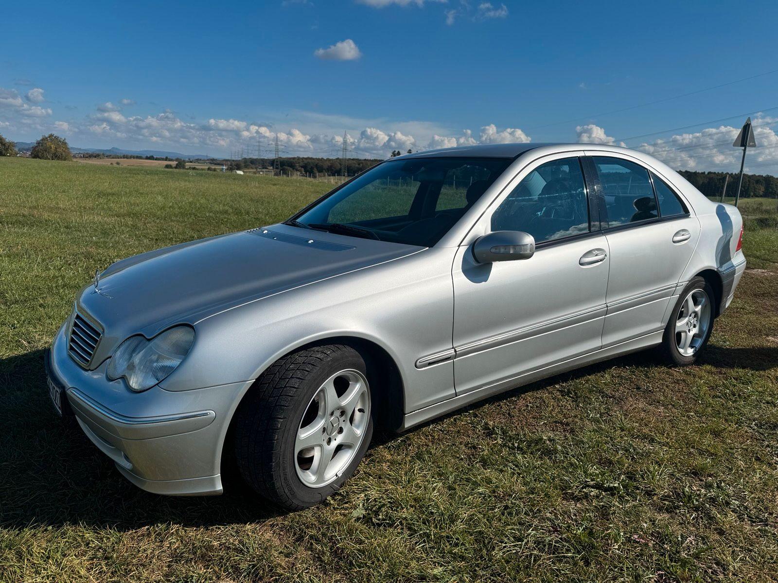 Mercedes-Benz C 220